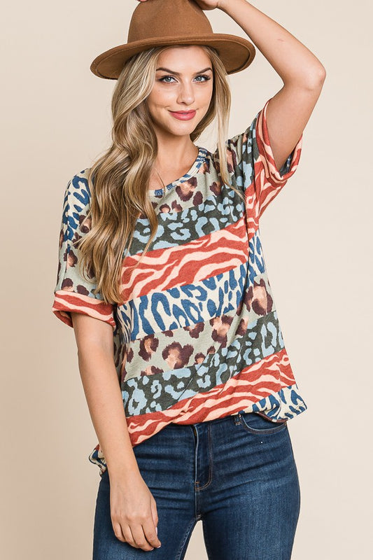 Animal Print Short Sleeve T-shirt by Bombom